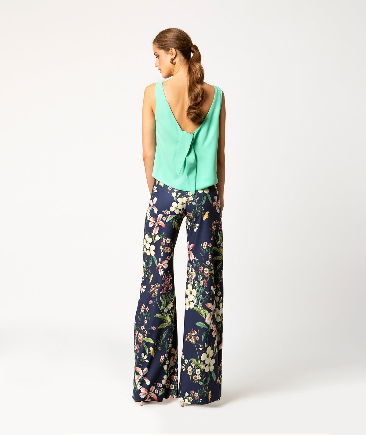 FRIDA ÄRMELLOSE BLUSE