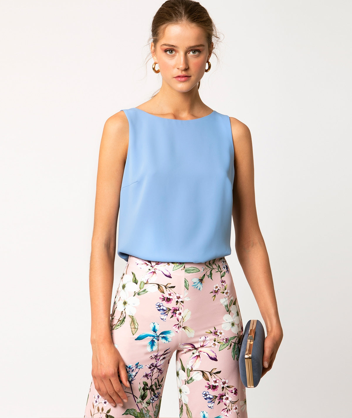 BLUSA FRIDA SIN MANGAS